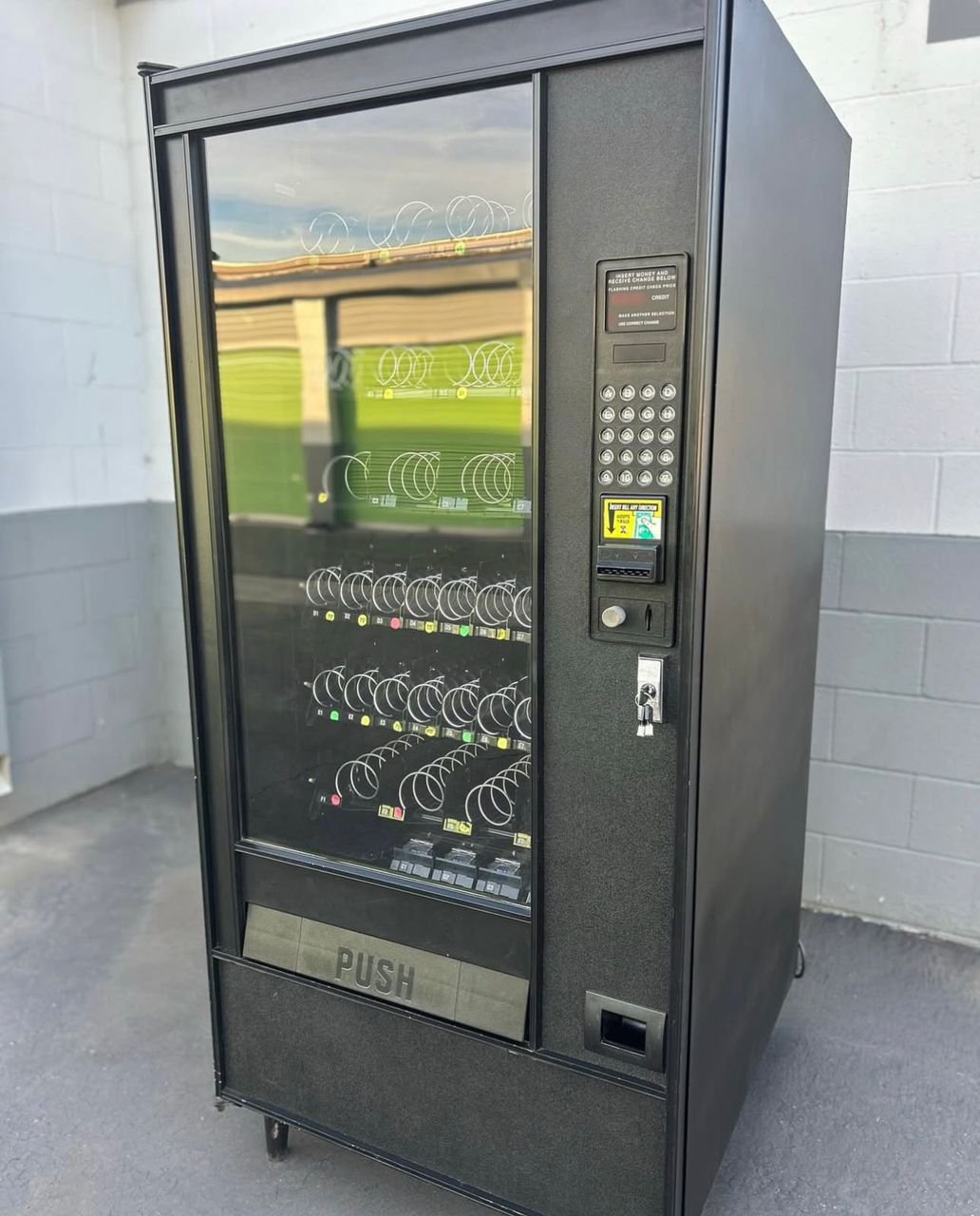 Modern Black Snack Machine