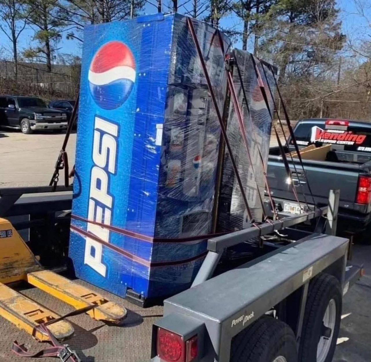 Pepsi Vending Machine (Blue)